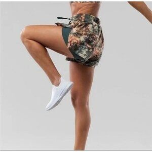 SHEFIT Womens Shorts Snakeskin Green Athletic Elastic Drawstring Size Medium